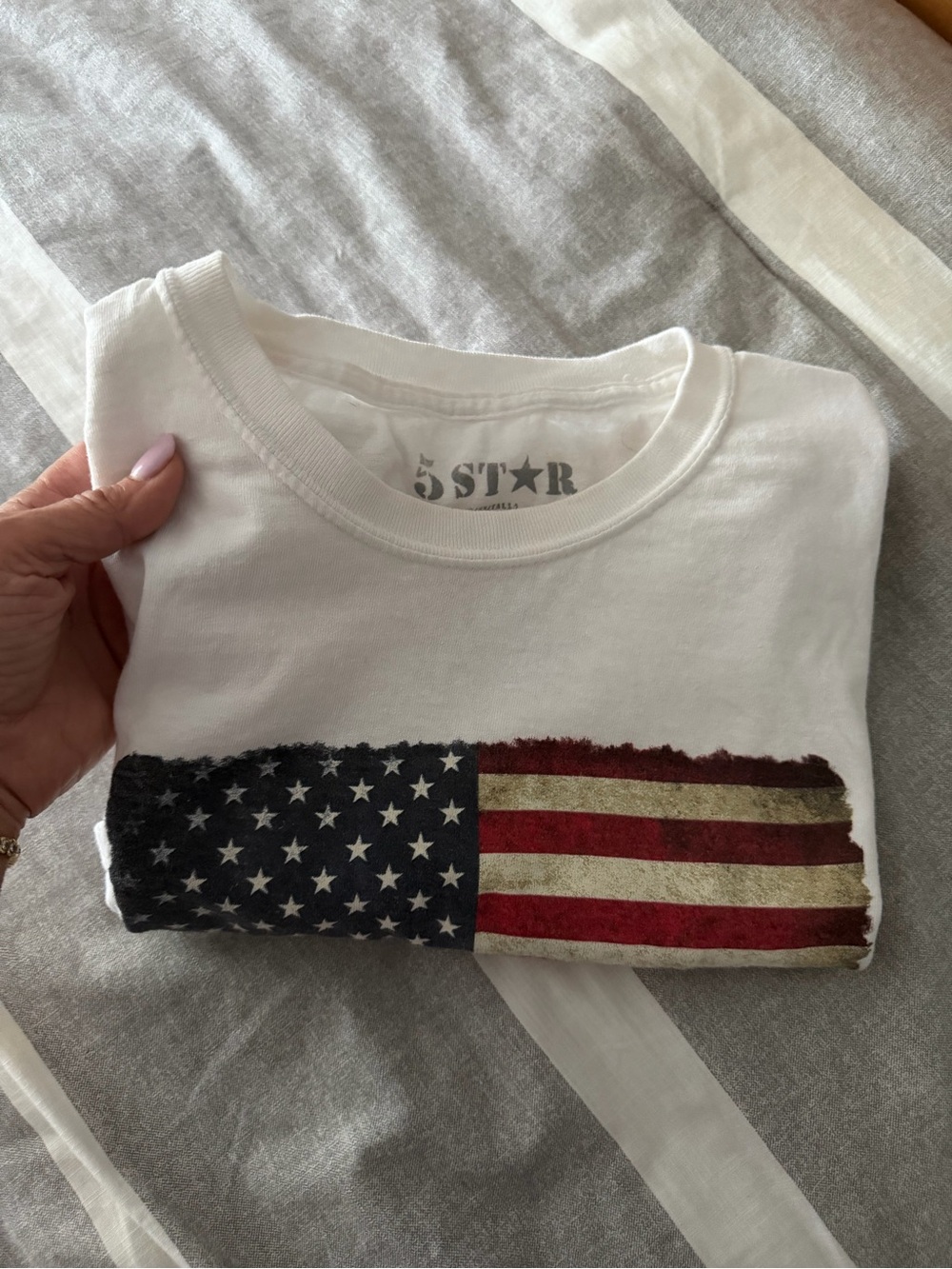 5 Star White Men Tee with Vintage American Flag in size large